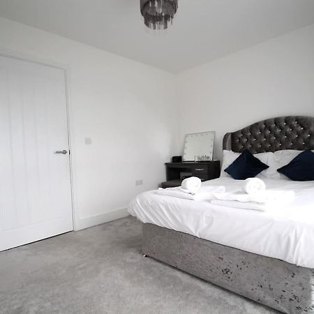 Beaulieu Park - Sleeps 10 - Chelmsford Villa Broomfield  Buitenkant foto