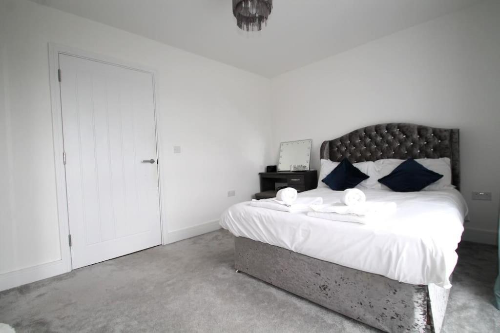 Beaulieu Park - Sleeps 10 - Chelmsford Villa Broomfield  Buitenkant foto