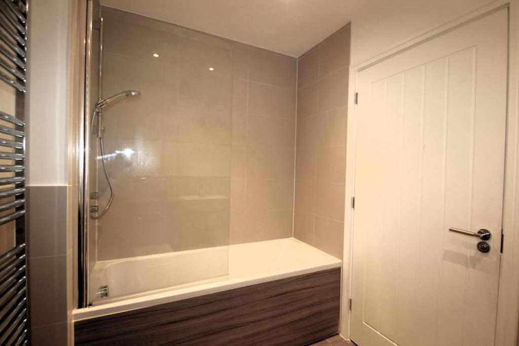 Beaulieu Park - Sleeps 10 - Chelmsford Villa Broomfield  Buitenkant foto